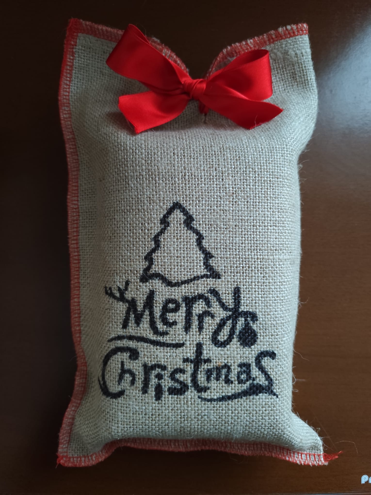 Sacchetto in juta con scritta